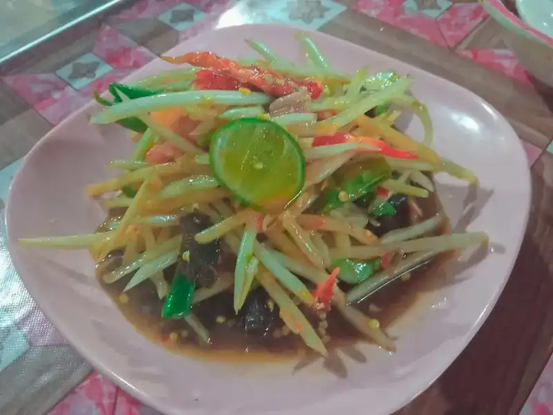 Som tam with lime, chillies and pla ra