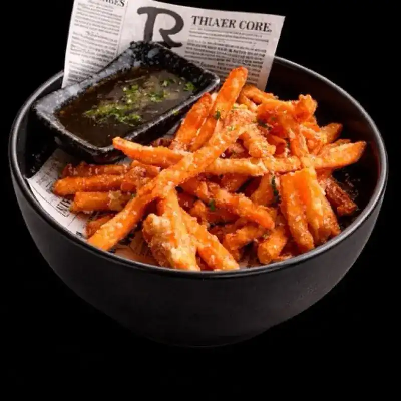 Sweet Potato Fries with a dip
