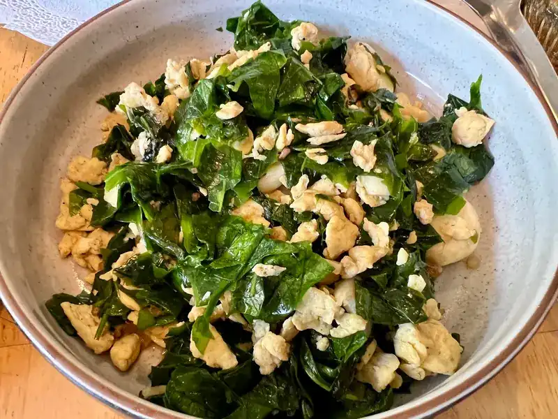 Liang leaves stir-fried with egg
